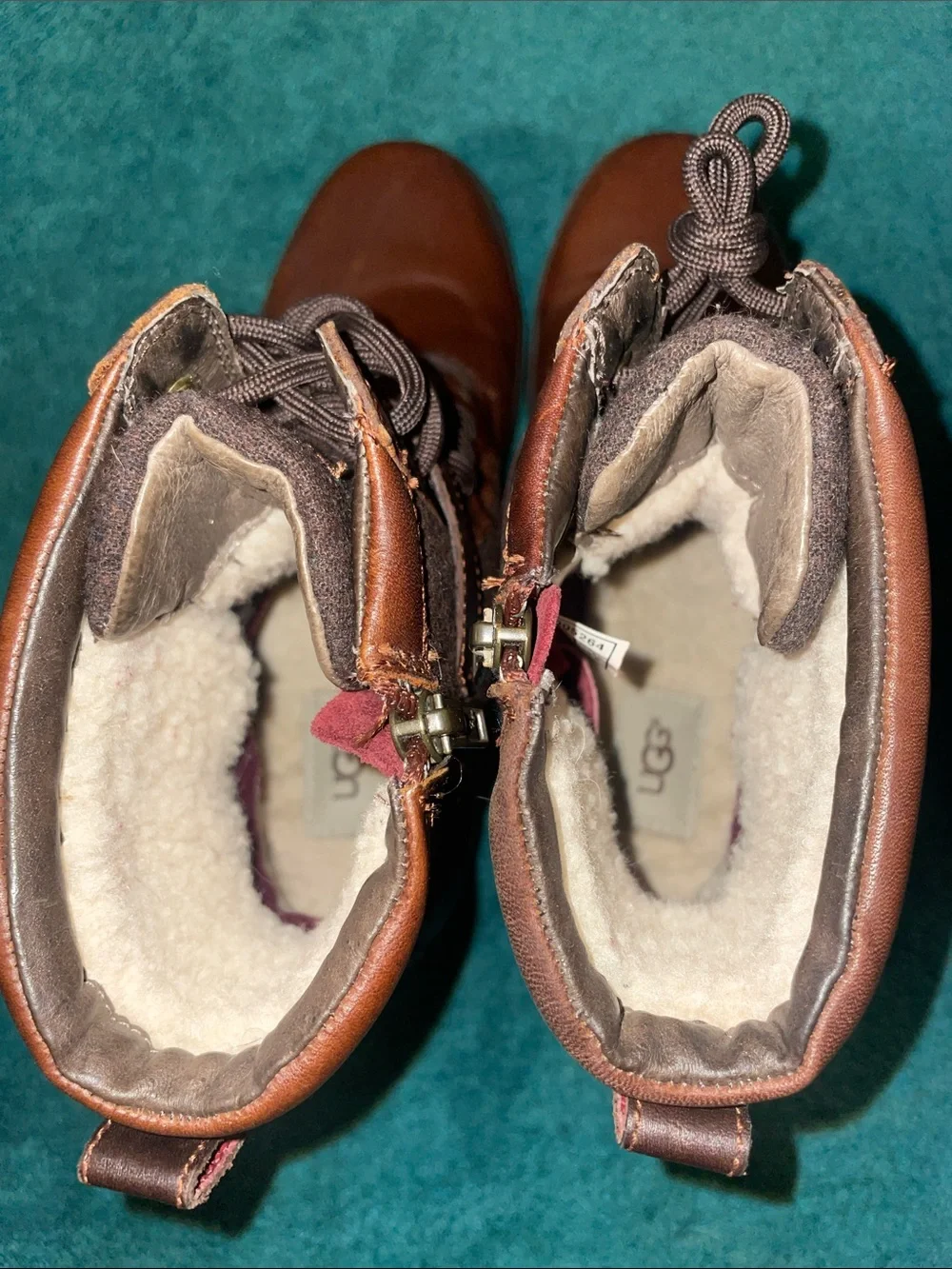 UGG Kesey boots